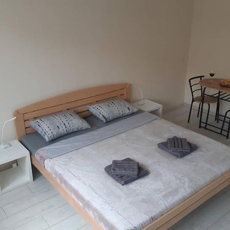 Apartman Mima Belgrad Exteriör bild